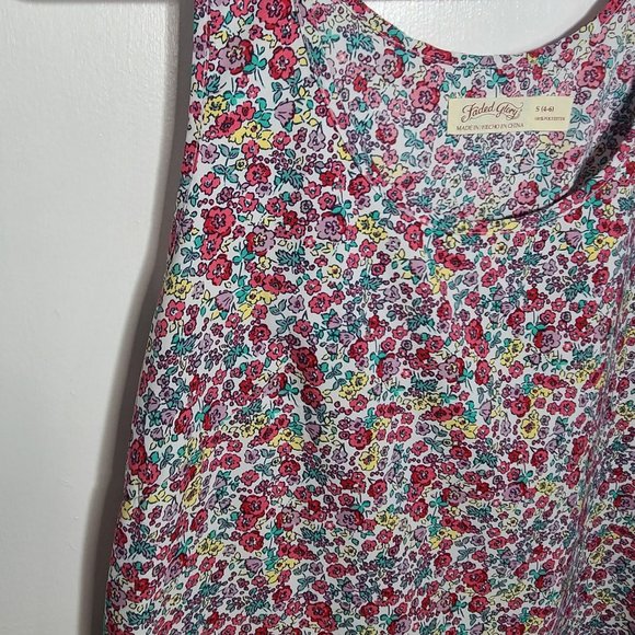 COMFORTABLE FLORAL SLEEVELESS TOP - Picture 3 of 3